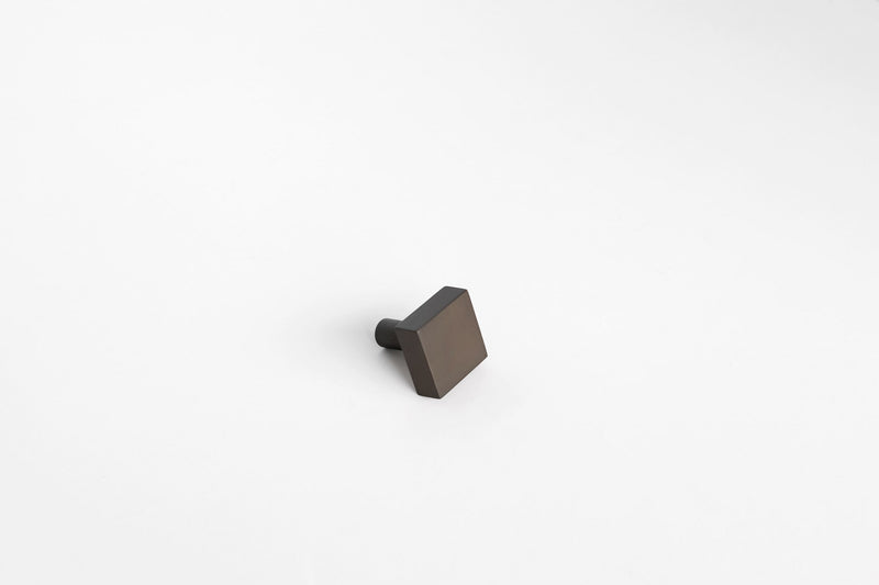 Americana Square Knob